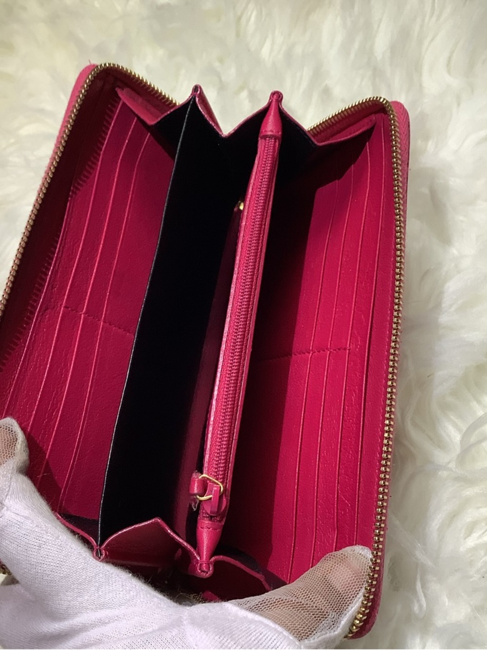 Saint Laurent Hot Pink Leather Zip Wallet with Embossed YSL - Picture 5 of 11